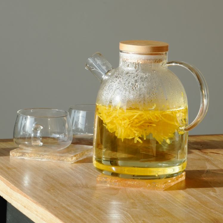 The Glass Teapot w/ Oak Lid