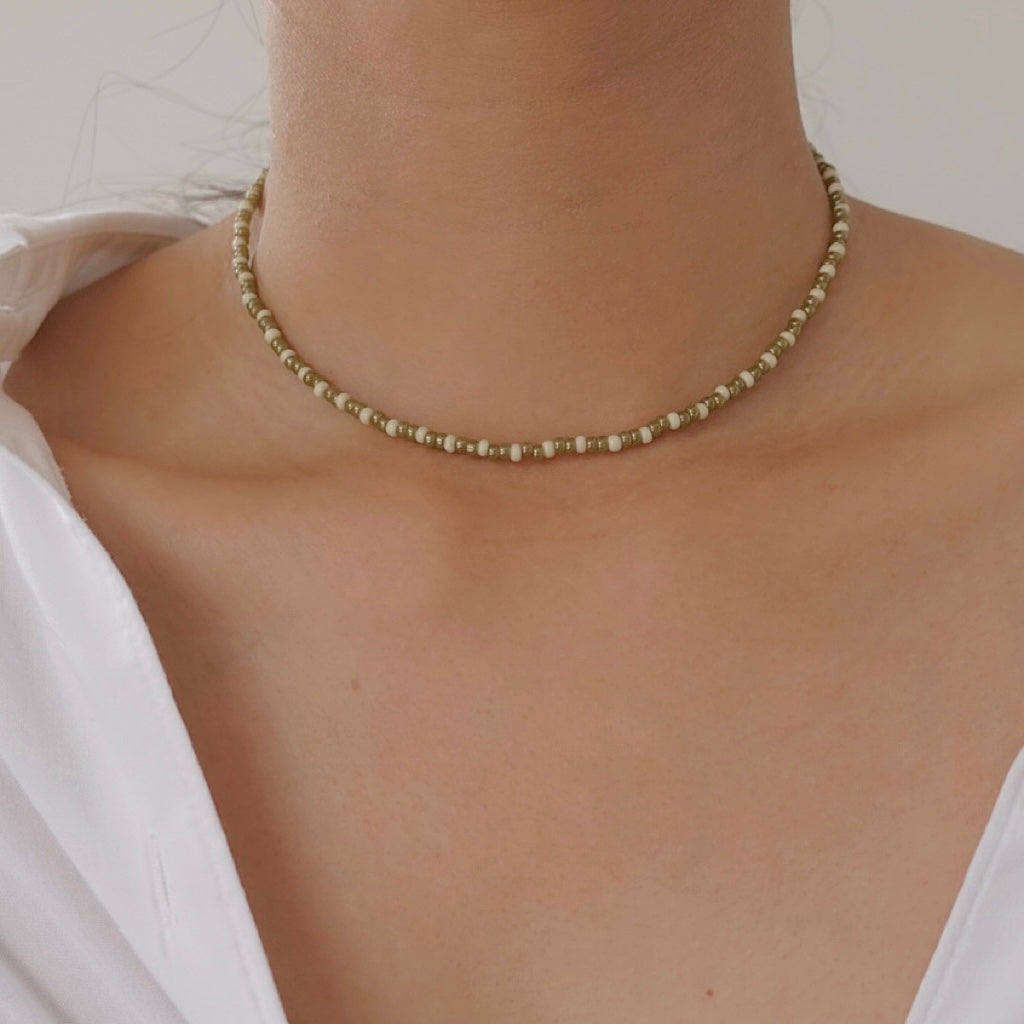 The Calla Necklace